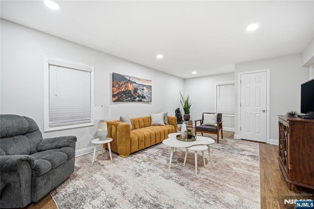 48 Cedar Street — photo 11