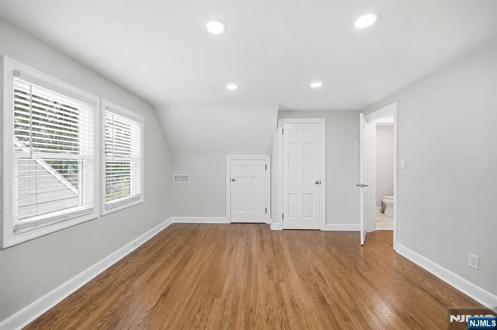 48 Cedar Street — photo 13