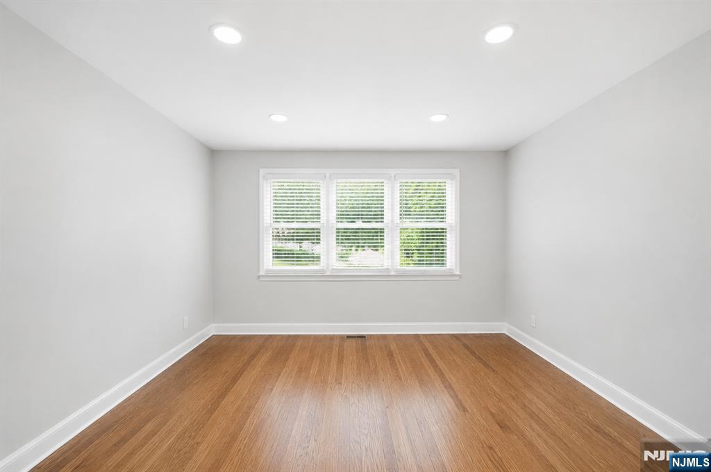 48 Cedar Street — photo 15