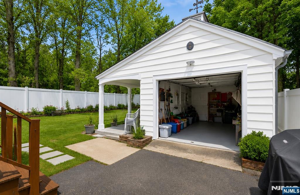 48 Cedar Street — photo 22