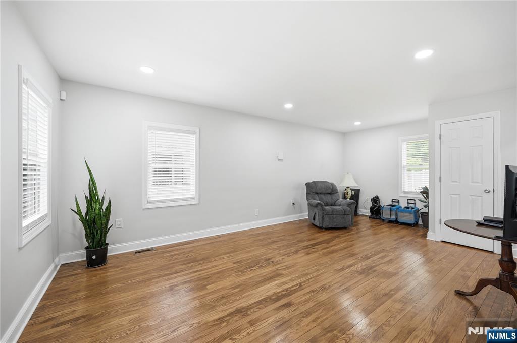 48 W Cedar Street - Photo 4
