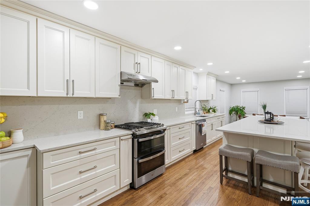 48 Cedar Street — photo 4