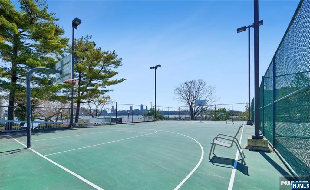 1077 River Road 606 - Photo 5