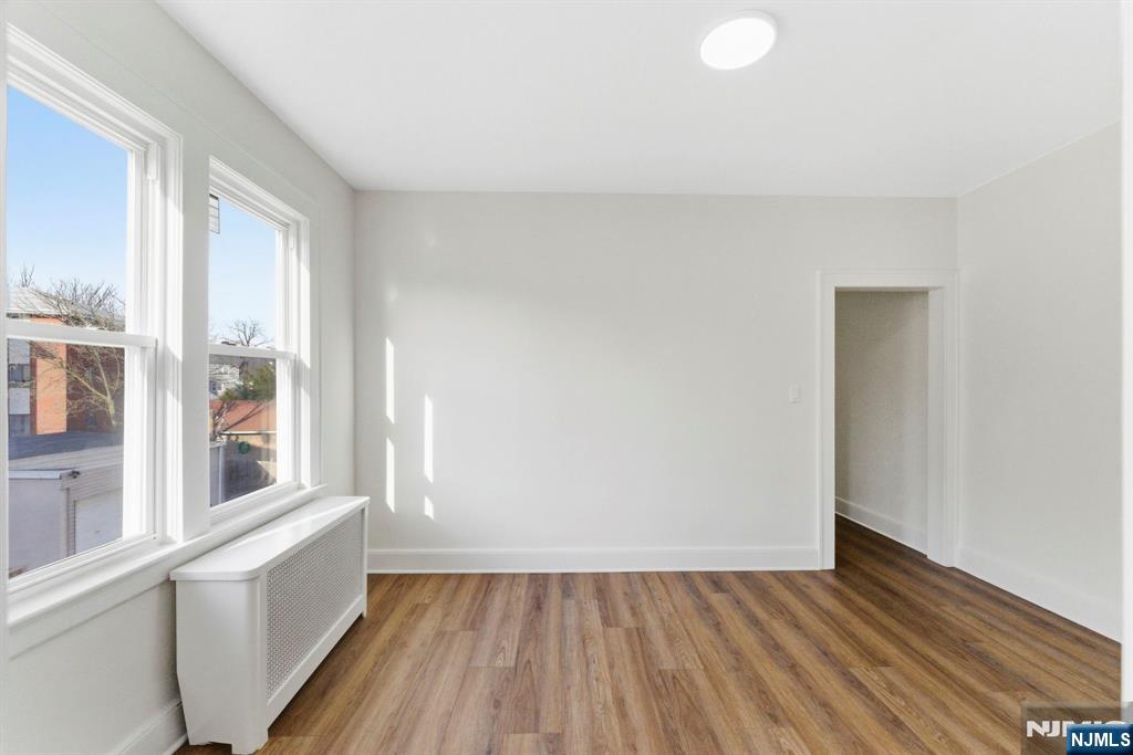 1 Bay Avenue — photo 20