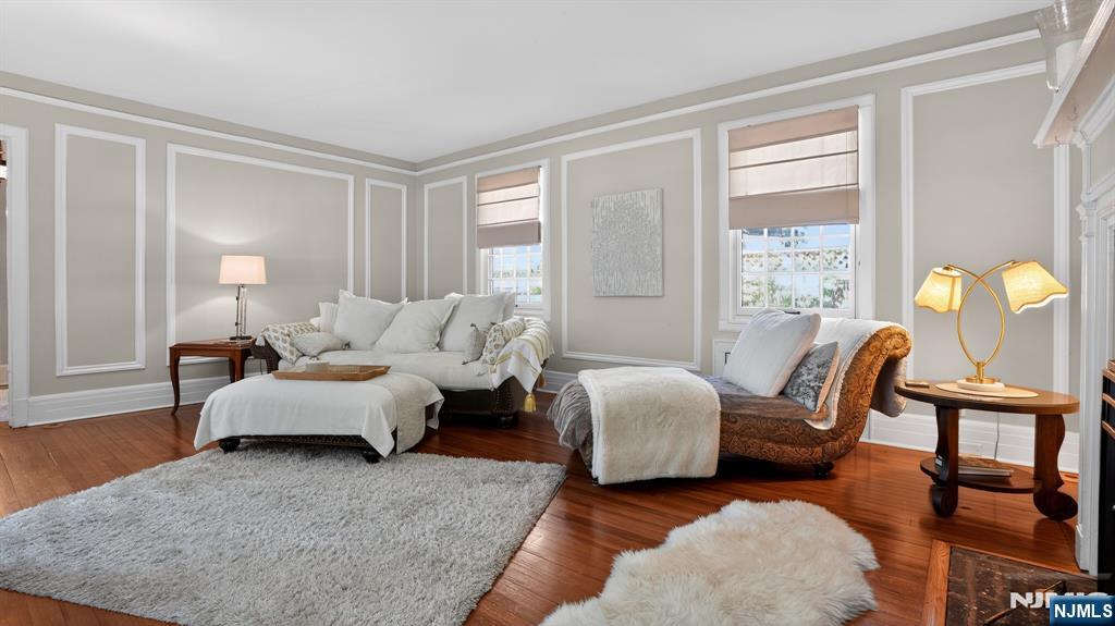 230 Satterthwaite Avenue — photo 12