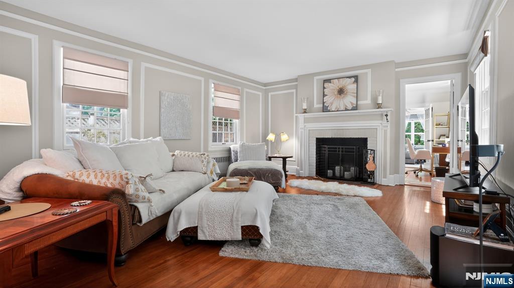 230 Satterthwaite Avenue — photo 15