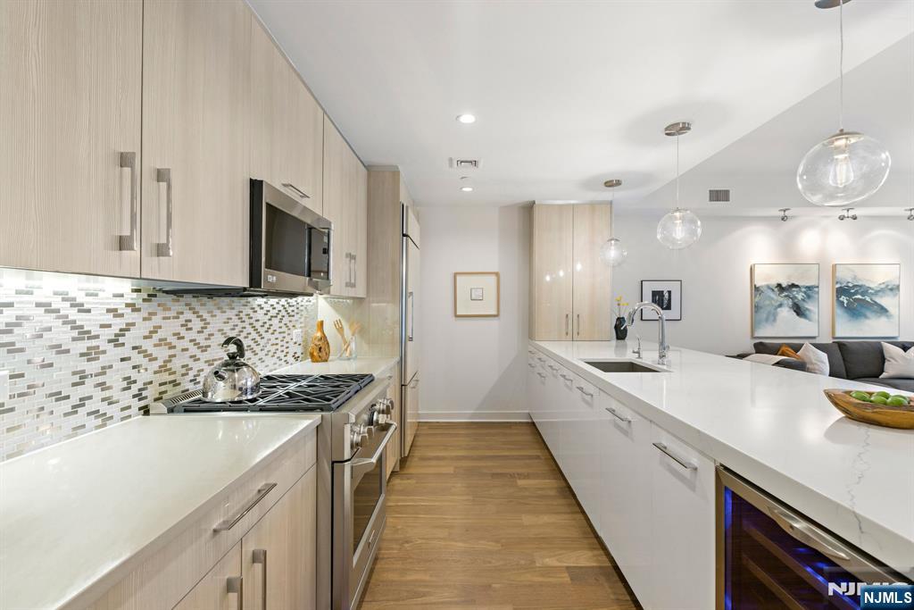 1200 Avenue At Port Imperial 414 - Photo 5
