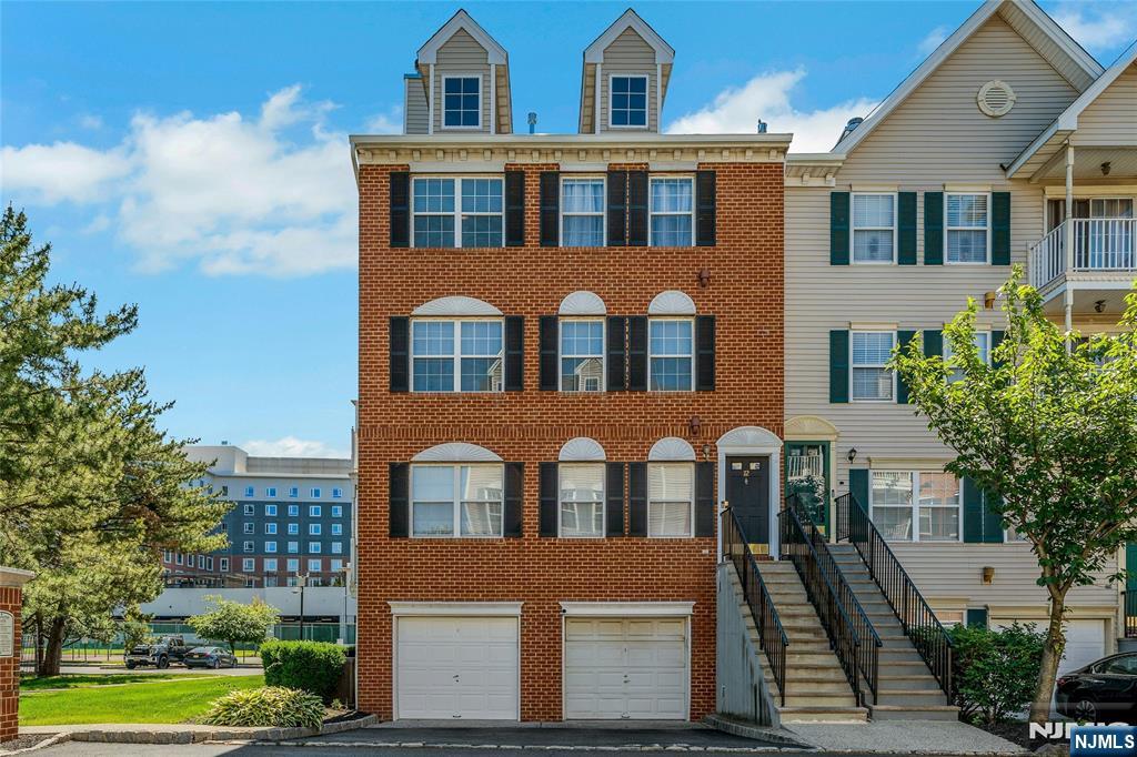 72 Marrow Street 3101 - Photo 1