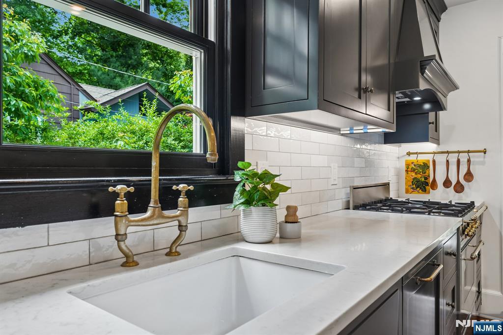 20 Euclid Place — photo 14