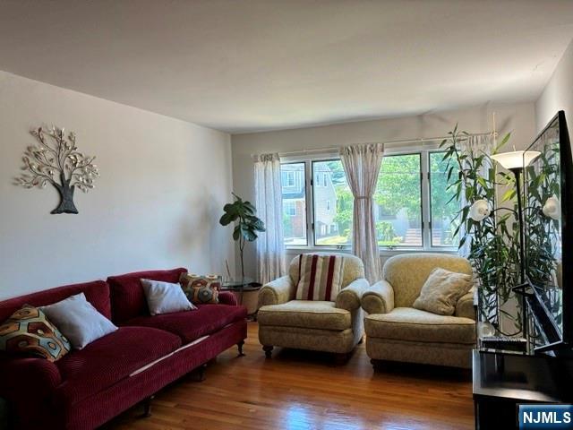 3 Franklin Avenue 1 - Photo 2