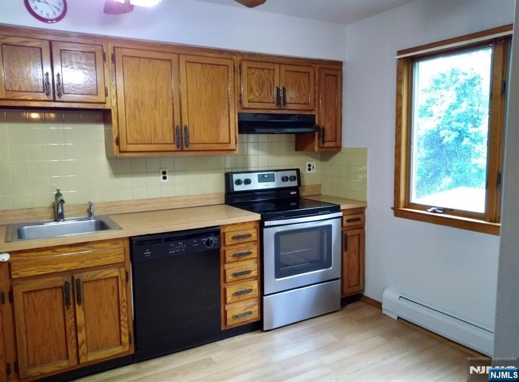 3 Franklin Avenue 1 - Photo 3