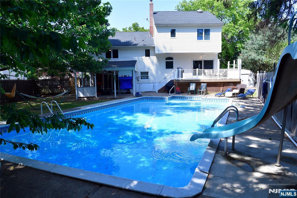 3-07 Dorothy Street — photo 18
