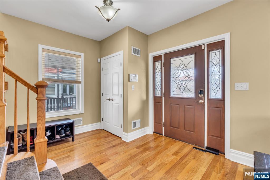 467 Summit - Photo 5
