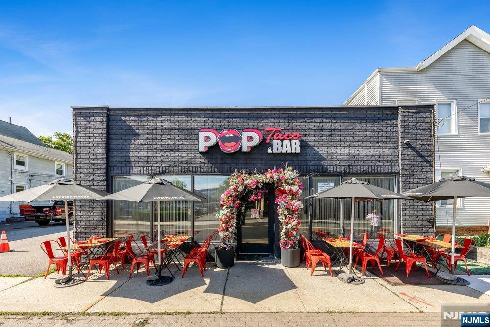 20 E Madison Ave, Dumont, NJ 07628