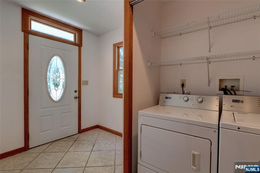 34 Knoll Road — photo 22