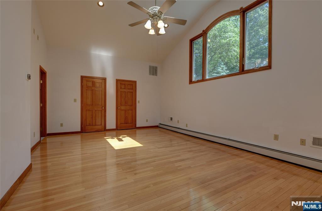 34 Knoll Road — photo 33