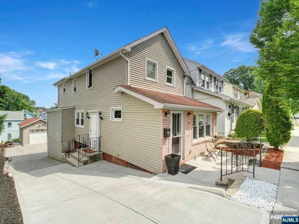 8 Pine Street - Photo 2