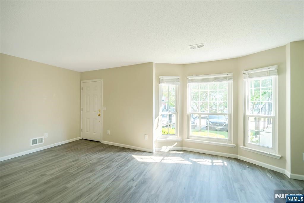 1337 Lavender Court 1337 - Photo 5