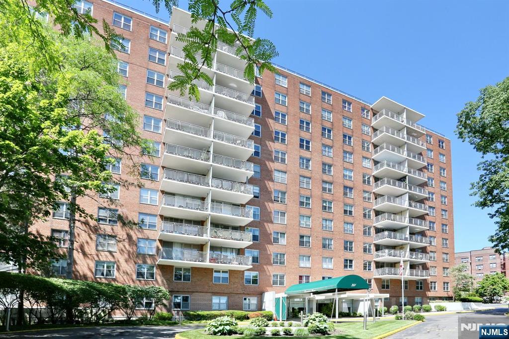 301 Beech Street 2H - Photo 2