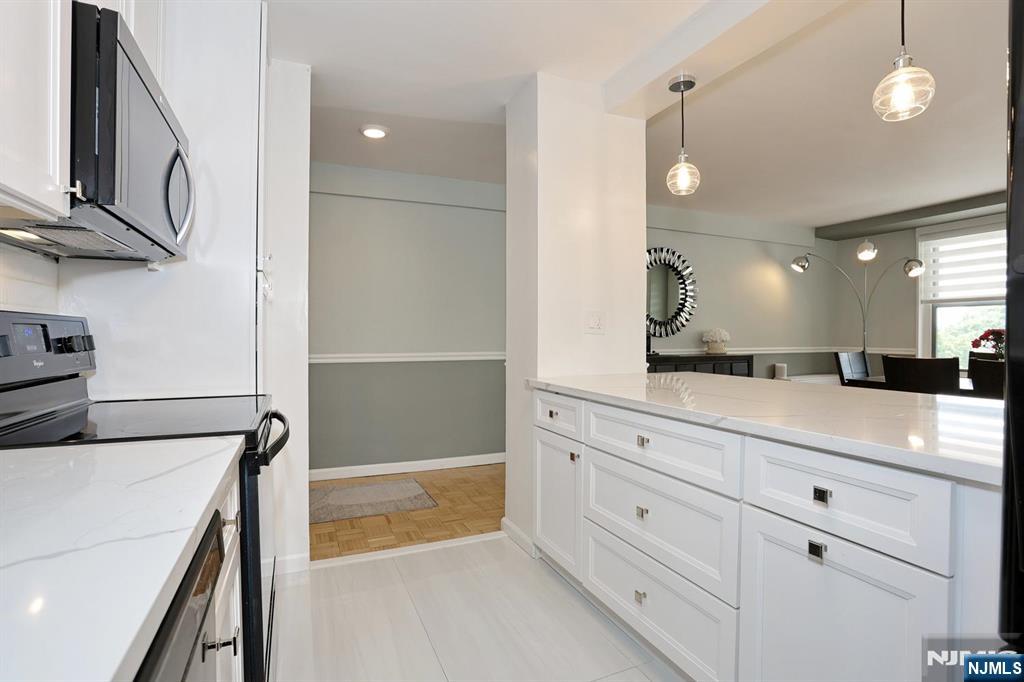 301 Beech Street #2H