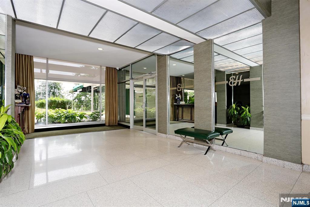 301 Beech Street 2H - Photo 5