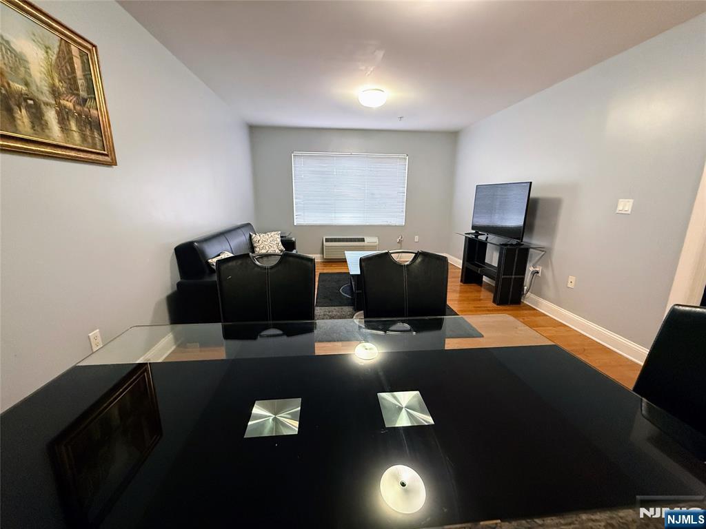 411 E Brinkerhoff Avenue 410 - Photo 4