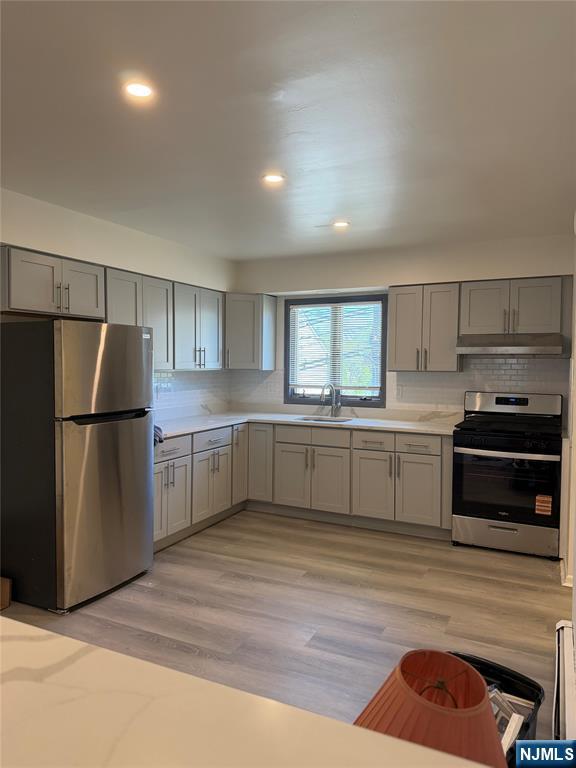 205 Malcolm Avenue - Photo 2