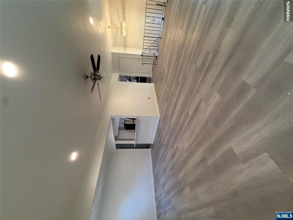 205 Malcolm Avenue - Photo 3
