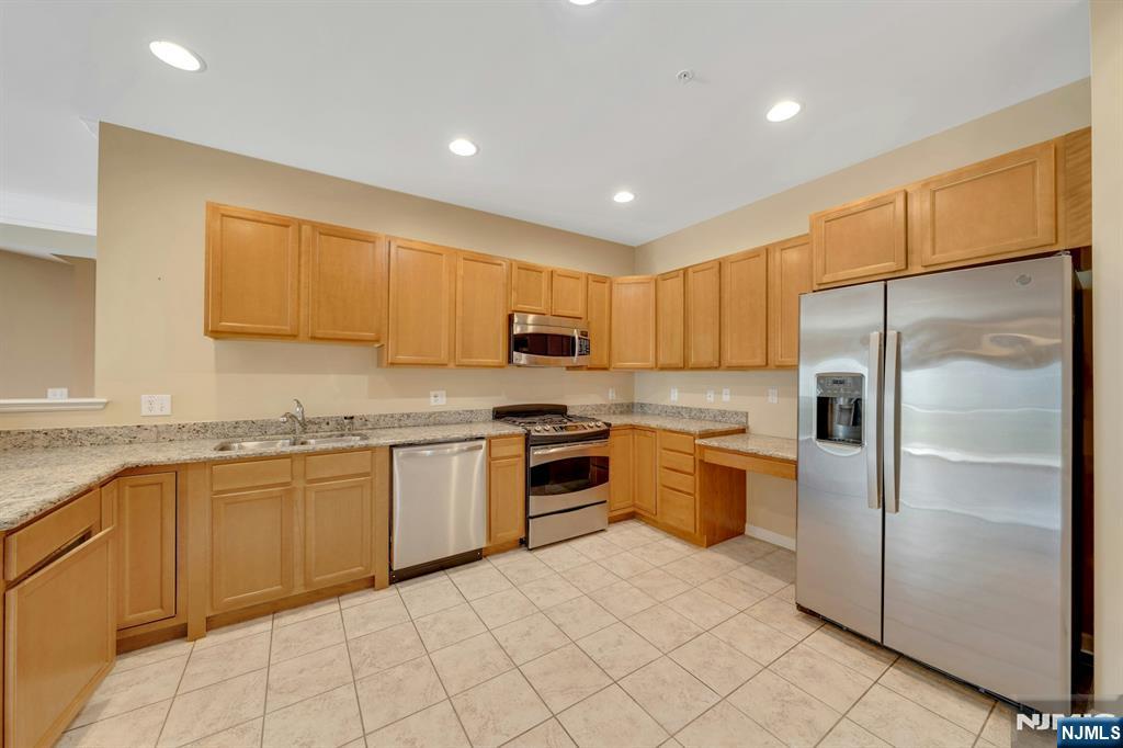 2202 Warrens Way - Photo 5