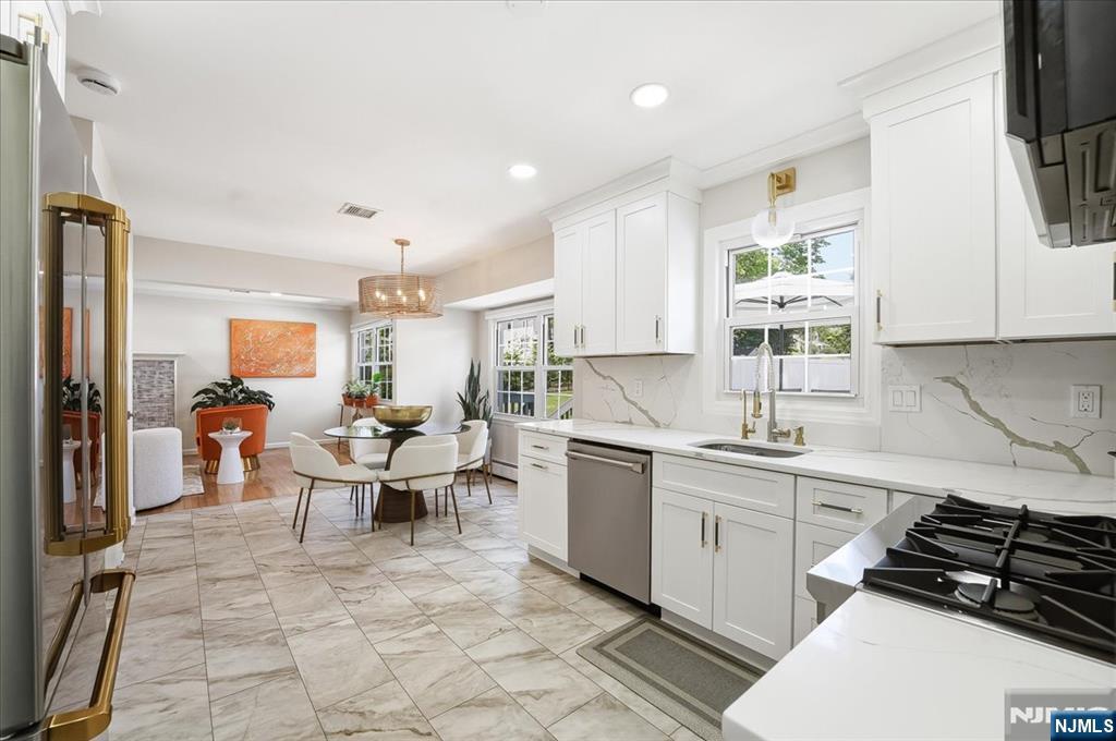 6 Giegel Court — photo 13
