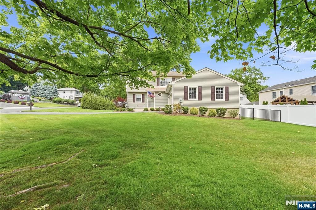 6 Giegel Court — photo 44