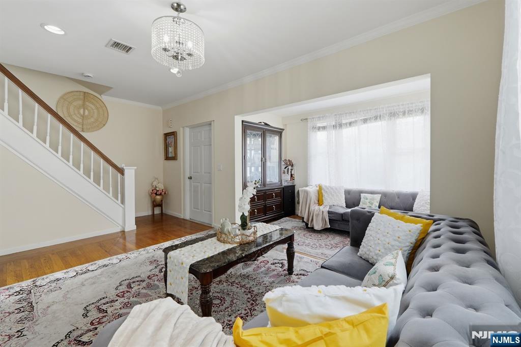 65 Franklin Road - Photo 5
