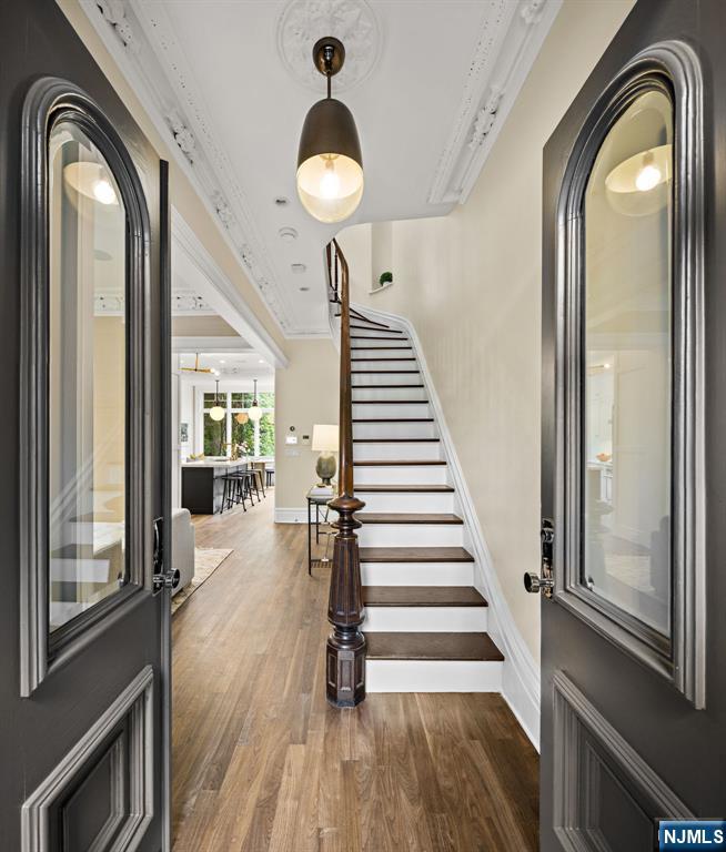 157 10th Street - Photo 2