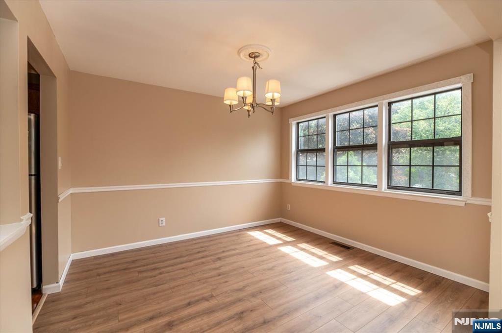 23 Foxboro Lane E - Photo 4