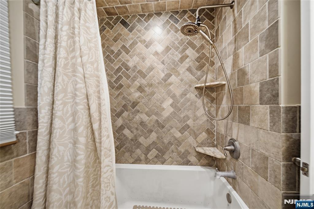 49 Skytop Drive — photo 18