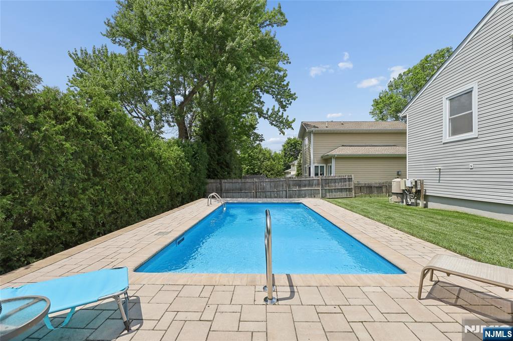 194 Madison Avenue - Photo 5