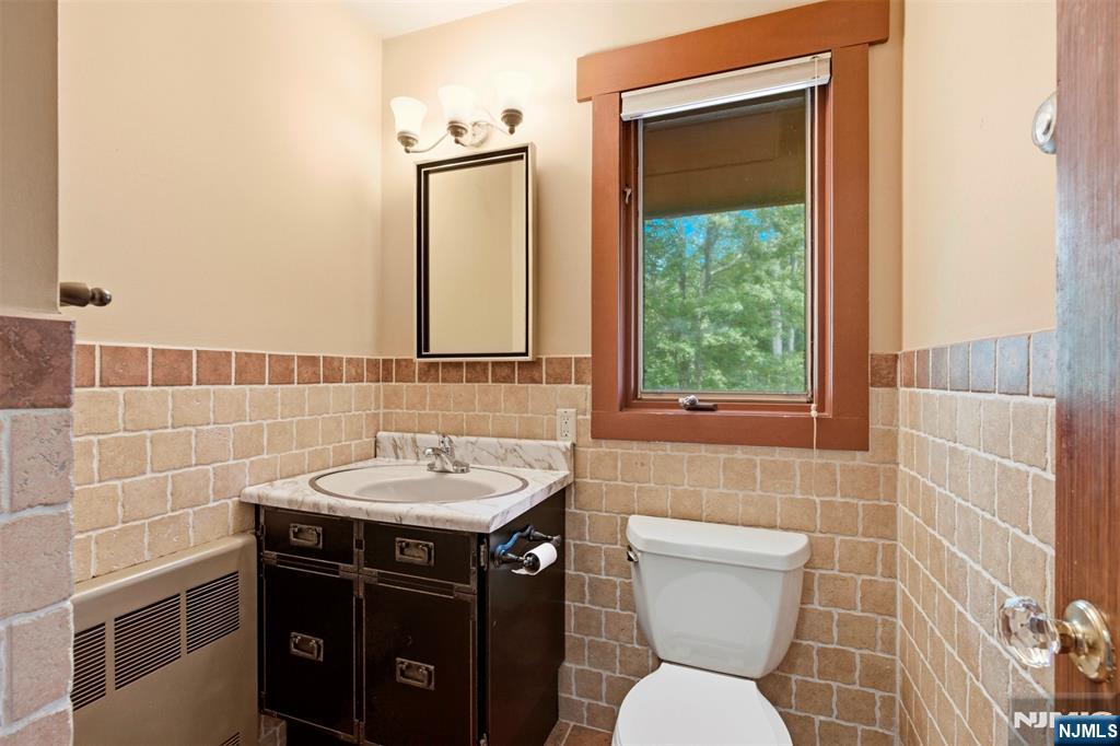 229 Clove Road — photo 36