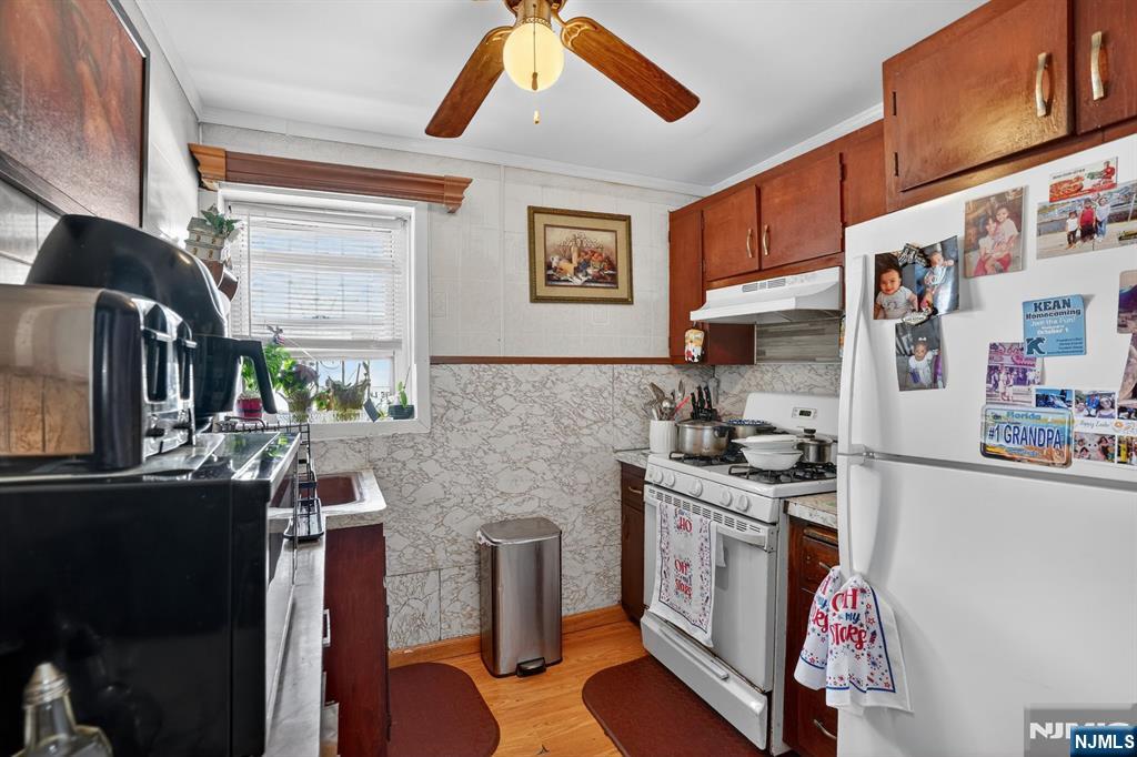 79 Jersey Street - Photo 4