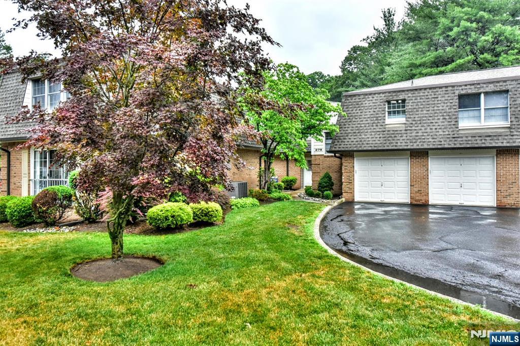 279 Collignon Way 5 - Photo 1