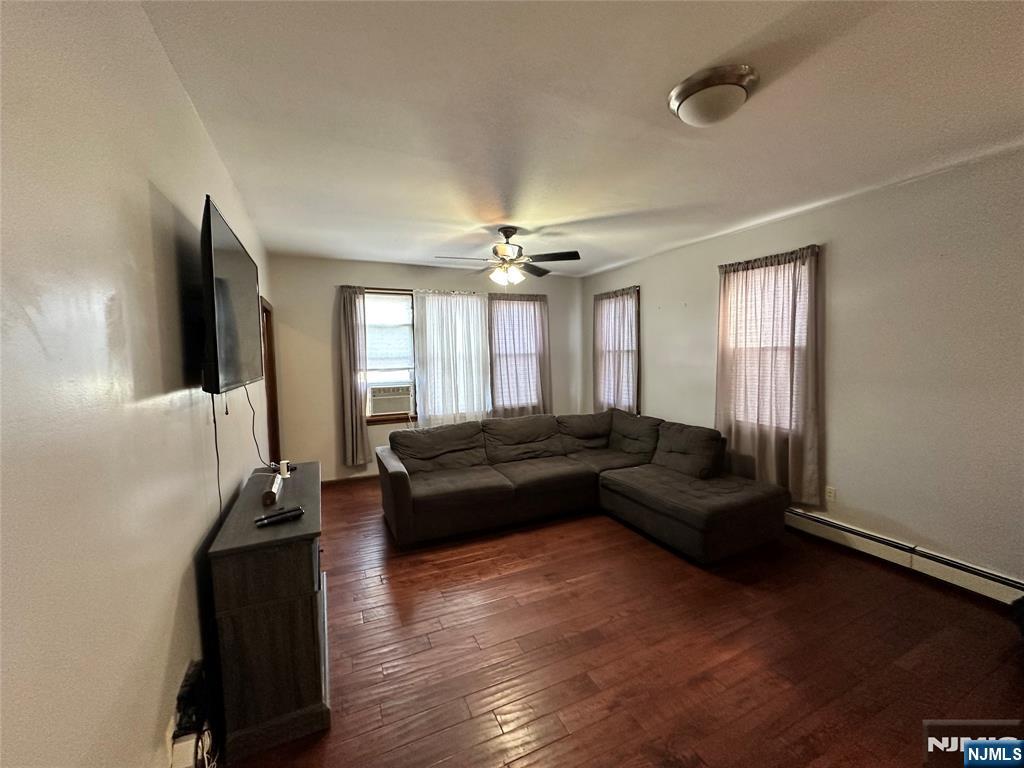 365 Devon Street 2 - Photo 2
