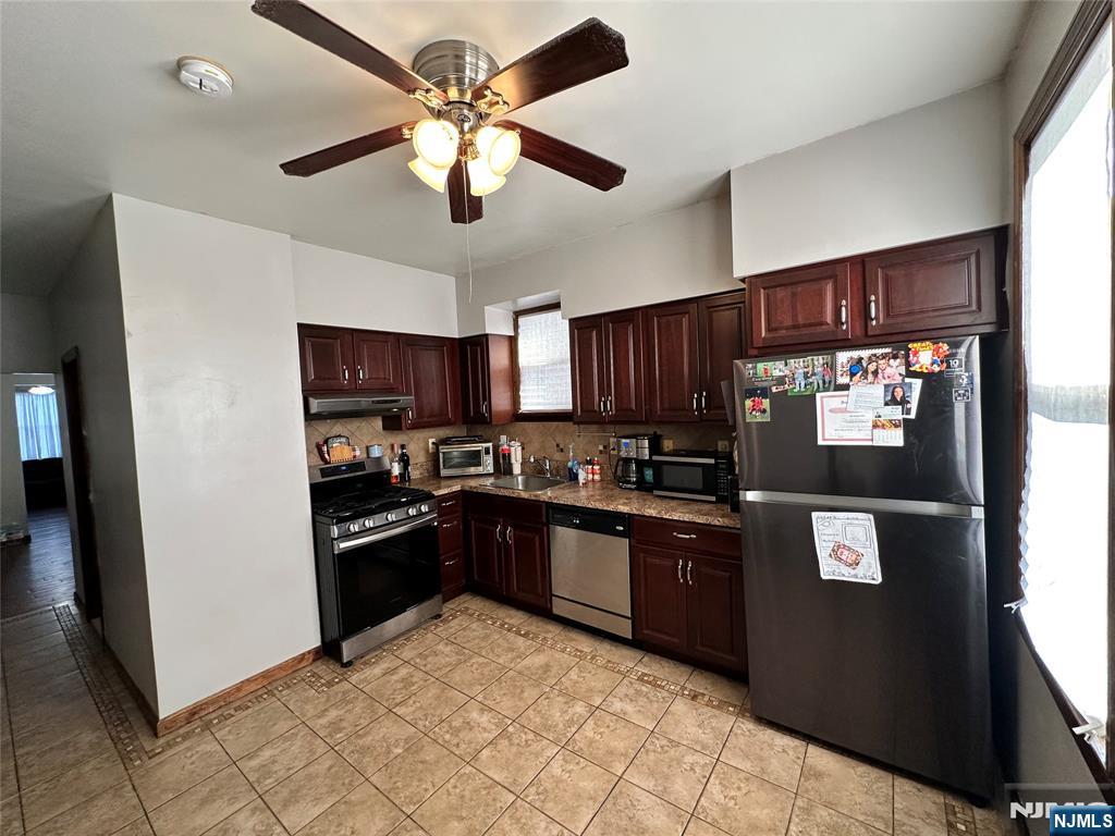 365 Devon Street 2 - Photo 4