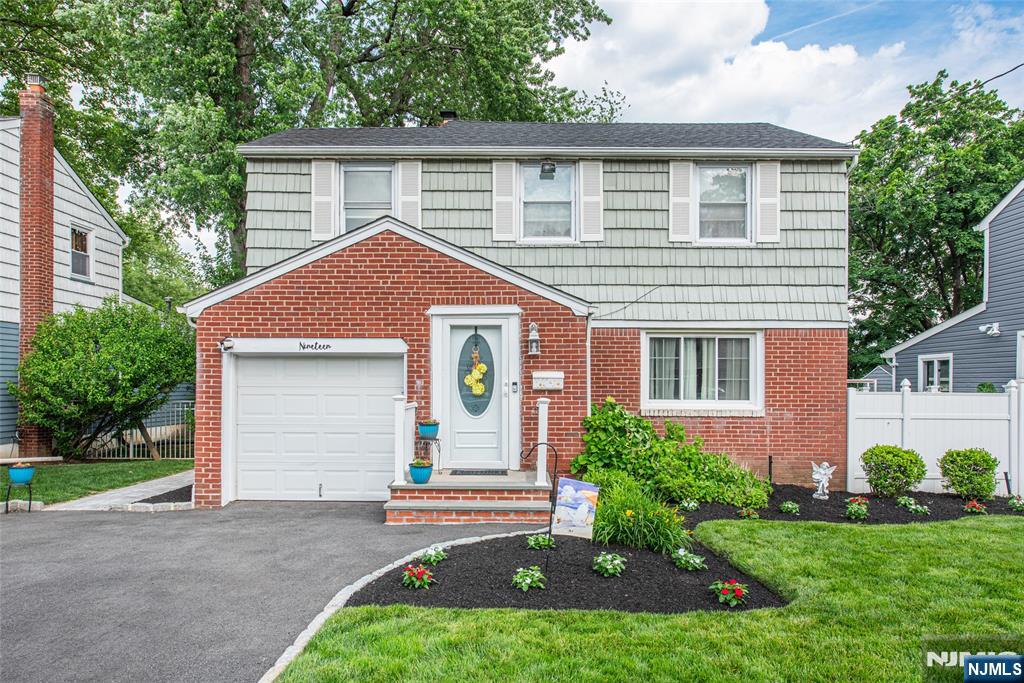 19 Brookdale Avenue - Photo 2