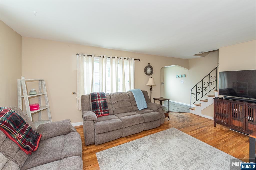 19 Brookdale Avenue - Photo 3