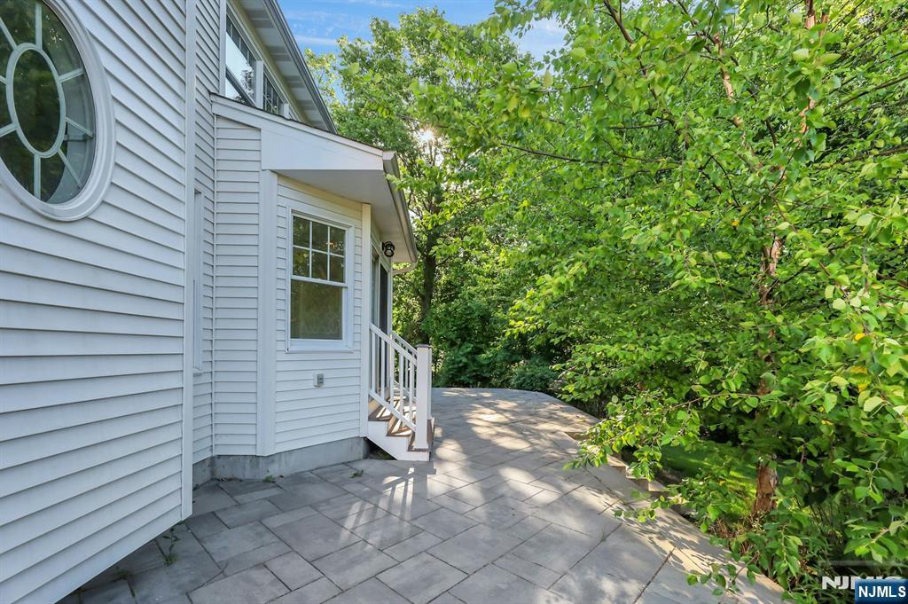 28 Serrell Drive — photo 46