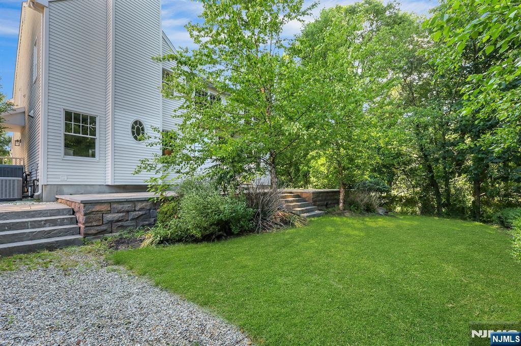 28 Serrell Drive — photo 47