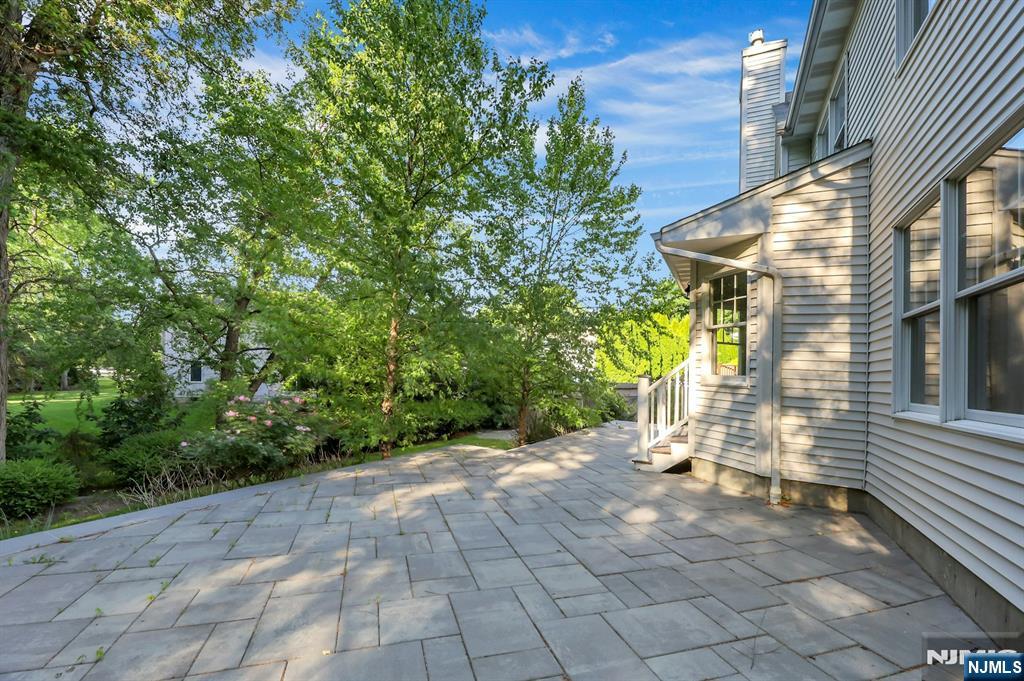28 Serrell Drive — photo 48