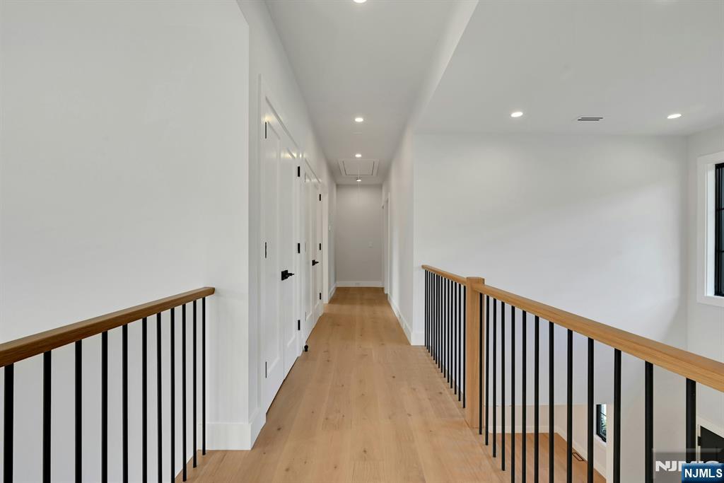 32 Highland Avenue — photo 14