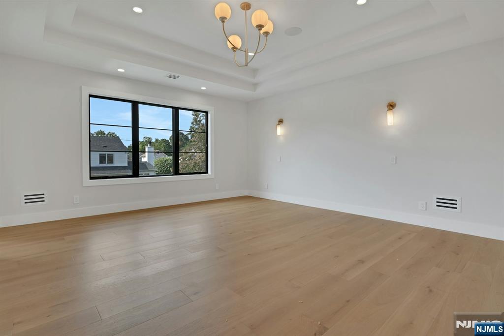 32 Highland Avenue — photo 17