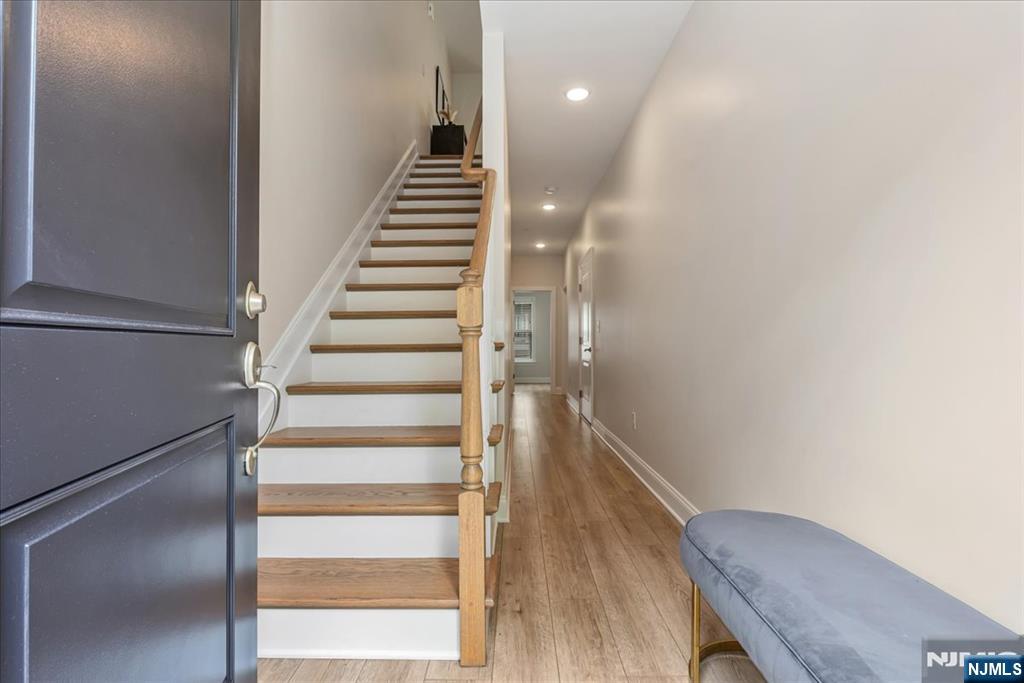 102 Abbe Road - Photo 2