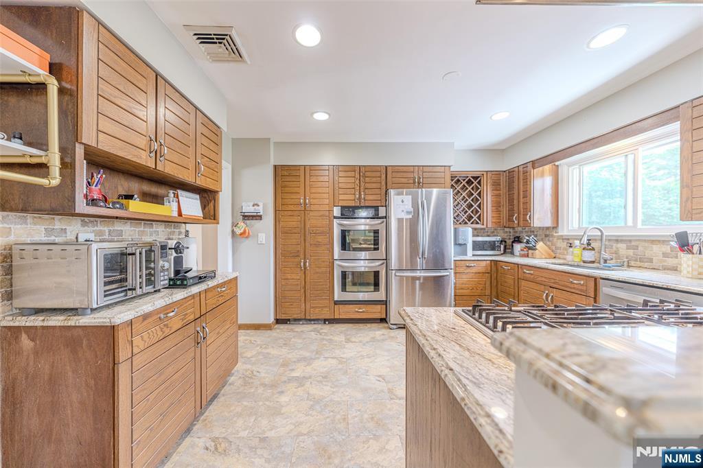 22 Cypress Lane — photo 12